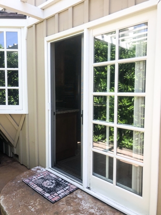 Retractable Screen Door in Glendora, California