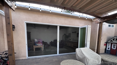 Double Door Vista View Screens Photo