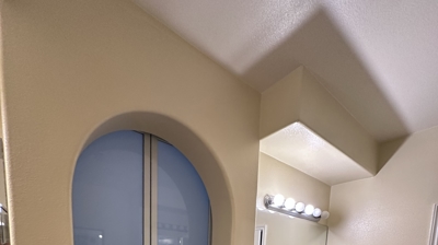 Residential Room Divider/Wall Slide Photo