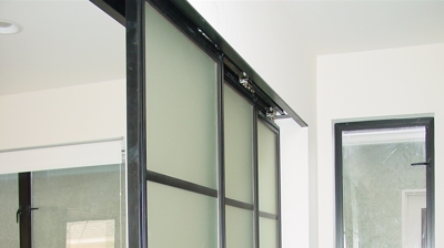 Residential Room Divider/Wall Slide Photo
