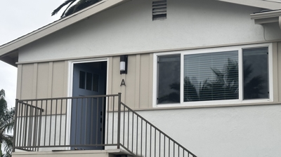 Single Door Retractable Screen Door Photo