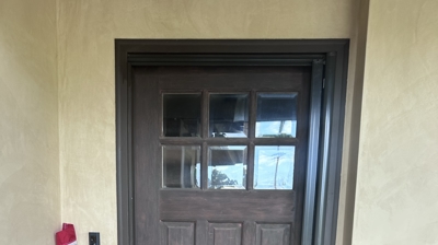 Single Door Retractable Screen Door Photo
