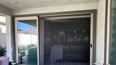 Single Door VistaView Screen Photo