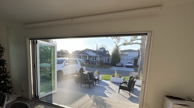 Single Door VistaView Screen Photo