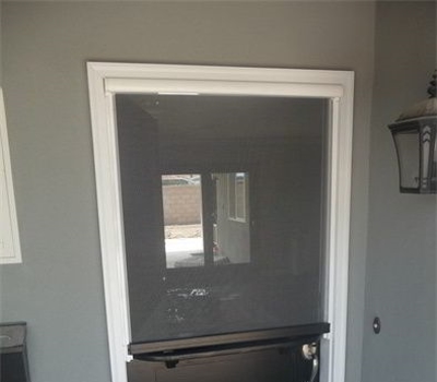 Wholesale Retractable Dutch Screen Doors