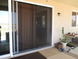 Panoramalite manual retractable screen