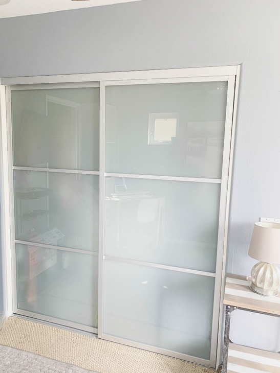 2-track, 2-panel laminated glass Closet Doors