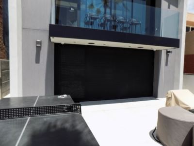 Beach House Motorized Power Screen in Newport Beach