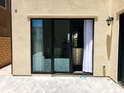 Retractable Screen Doors in Santa Ana