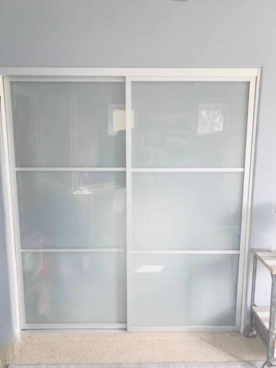 2-track, 2-panel laminated glass Closet Doors