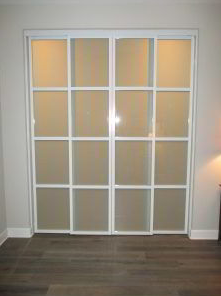 4-panel, 2-track top-hung Aluminum Frame Room Divider with white laminated glass