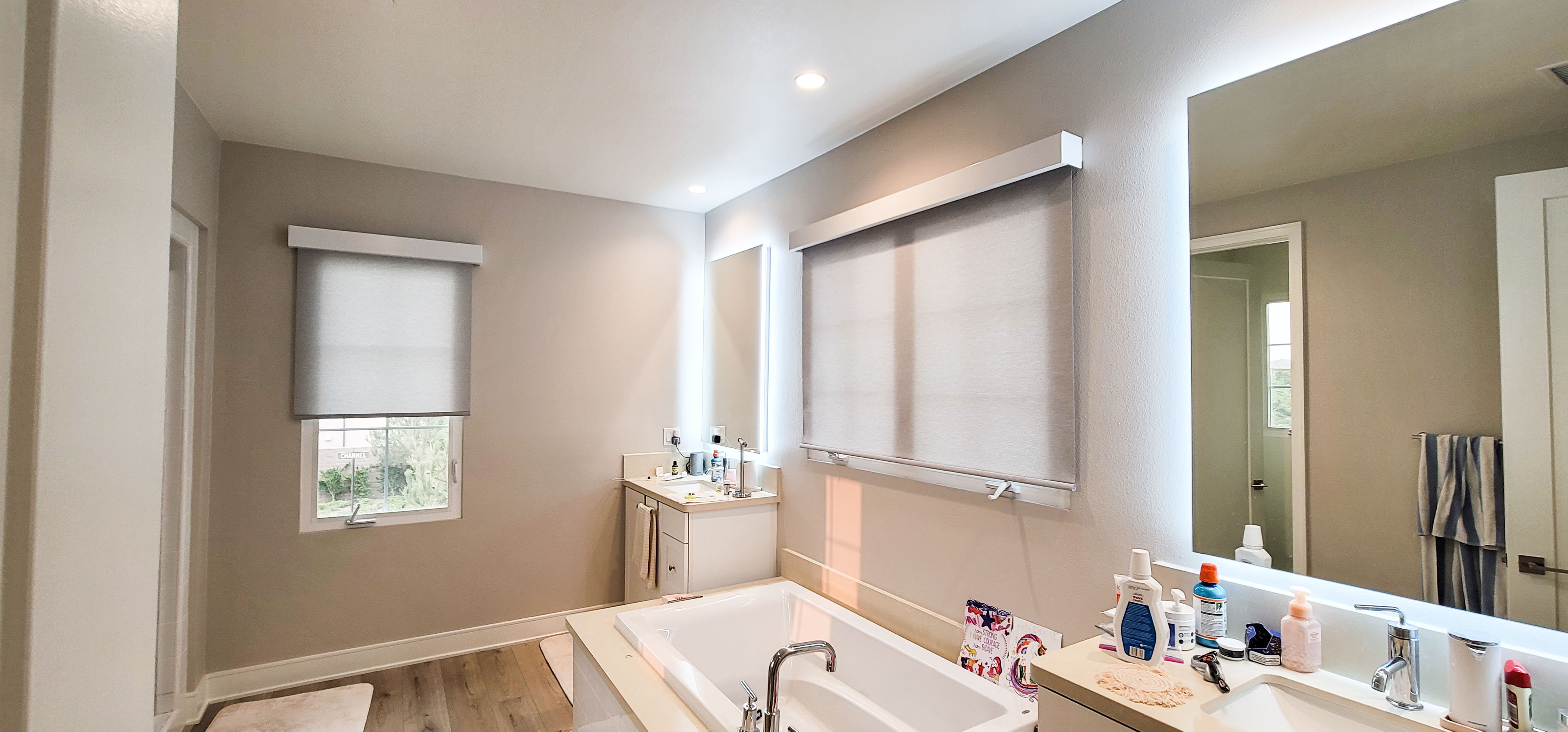 Motorized Roller Shades in Irvine, California