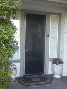 retractable screen door