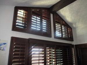 Stain Grade, Basswood Interior Plantation Shutters