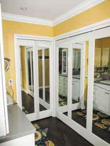 Bi-folding Ovation Closet Doors with mirrors