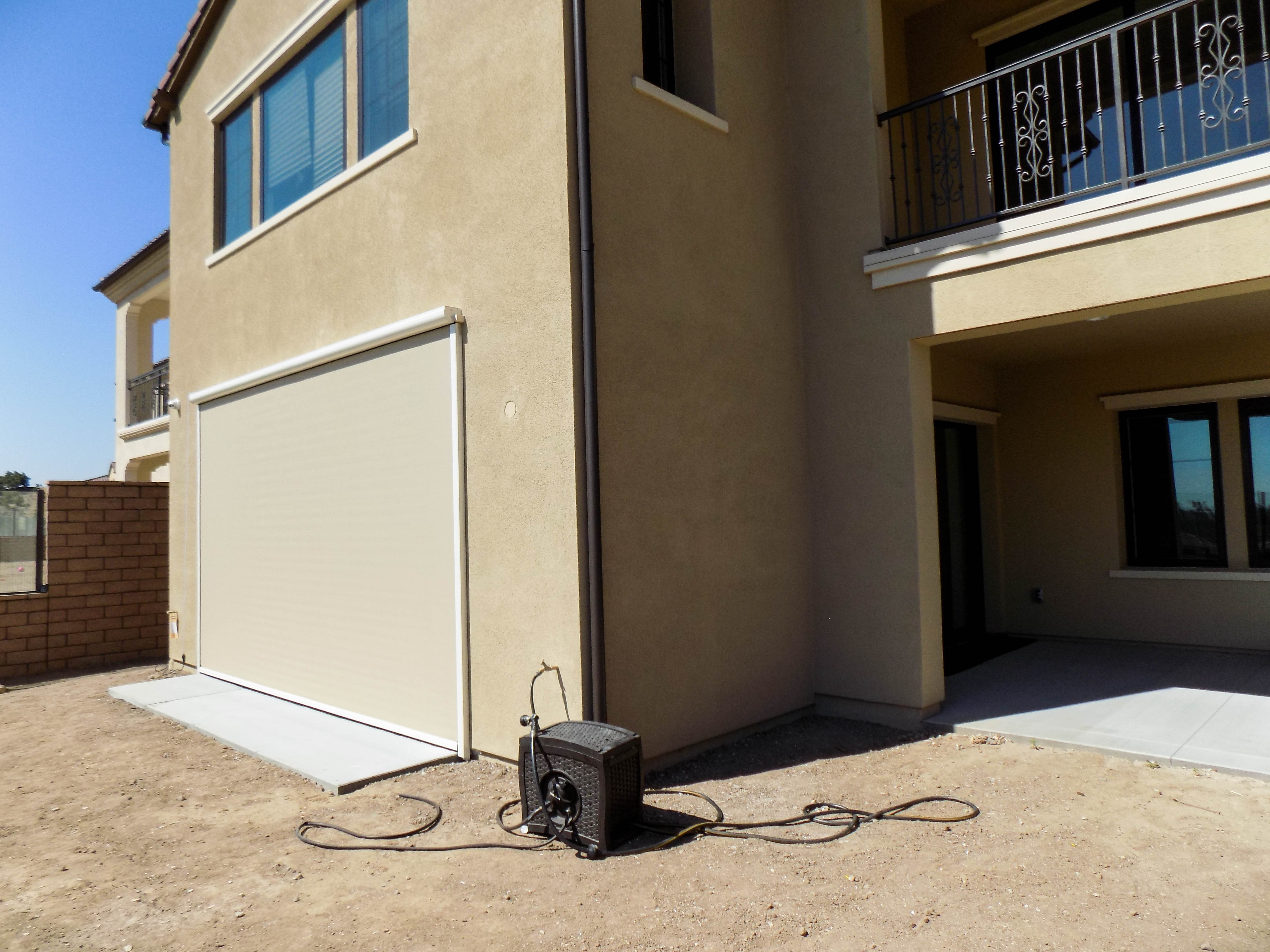 Motorized Power Screen on new home