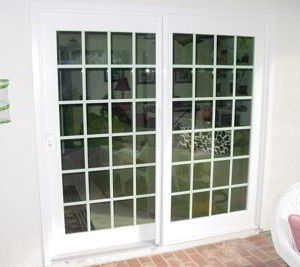 Sliding Door with Retractable Screen